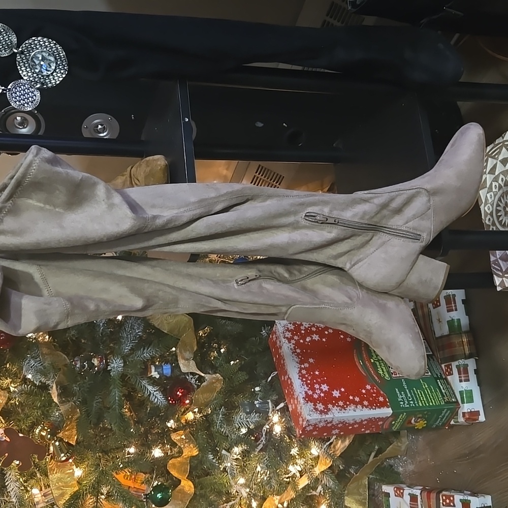 Tan High boots zip with heel